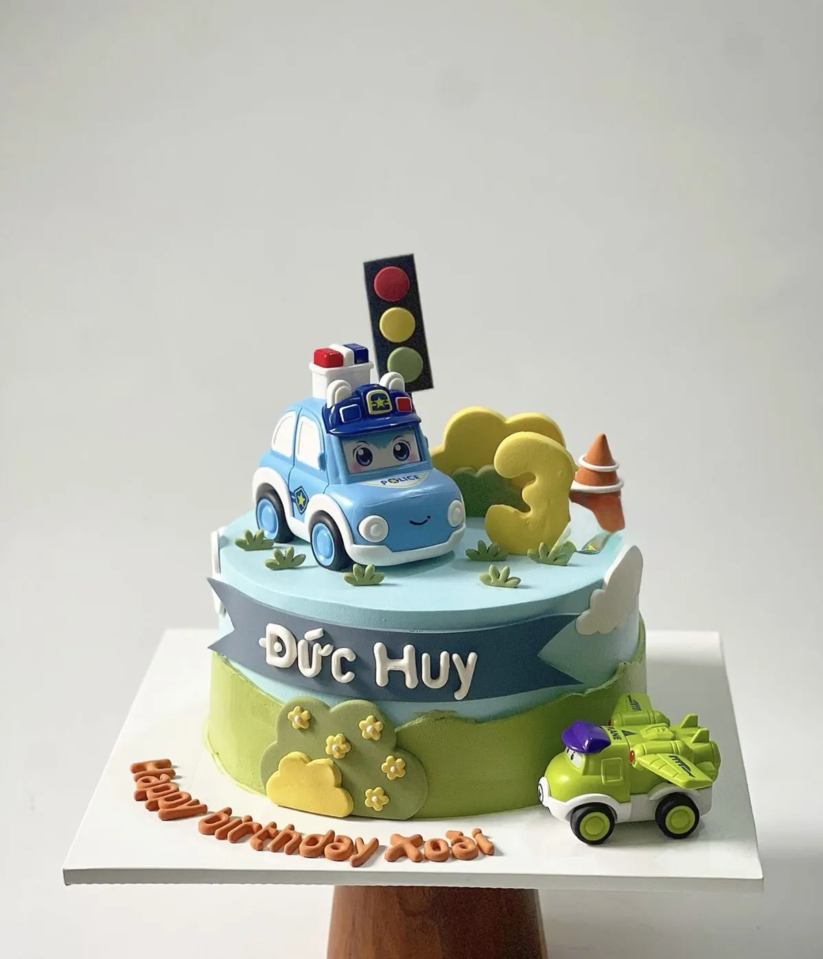 Fresh Cream Low-Sugar Cake