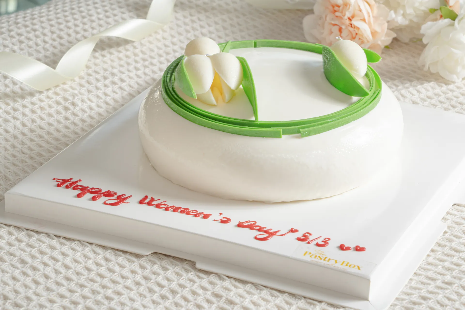 Matcha Yuzu Entremet