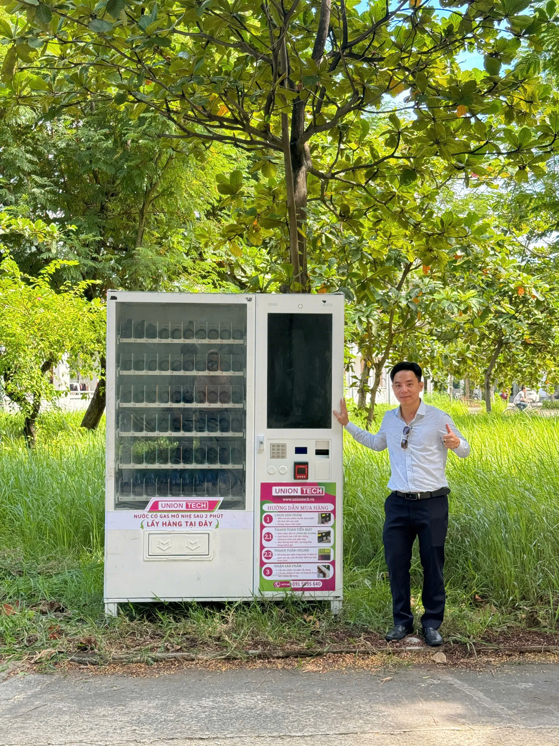 Sinh viên Đà Nẵng trải nghiệm công nghệ hiện đại – tiện lợi 22/09/2025